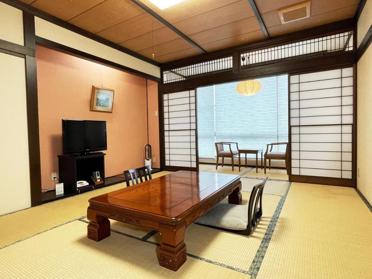 Hotel Yamabuki Komagane Kültér fotó