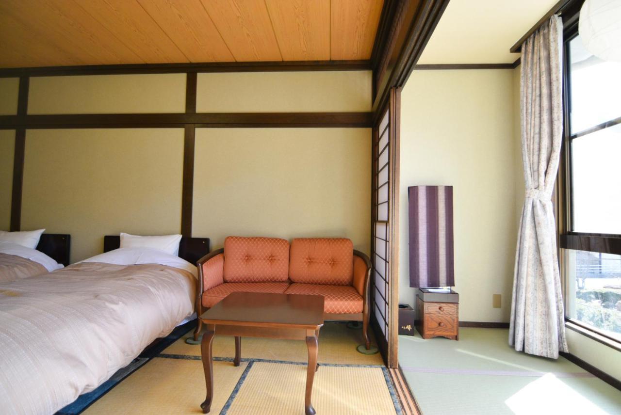 Hotel Yamabuki Komagane Kültér fotó