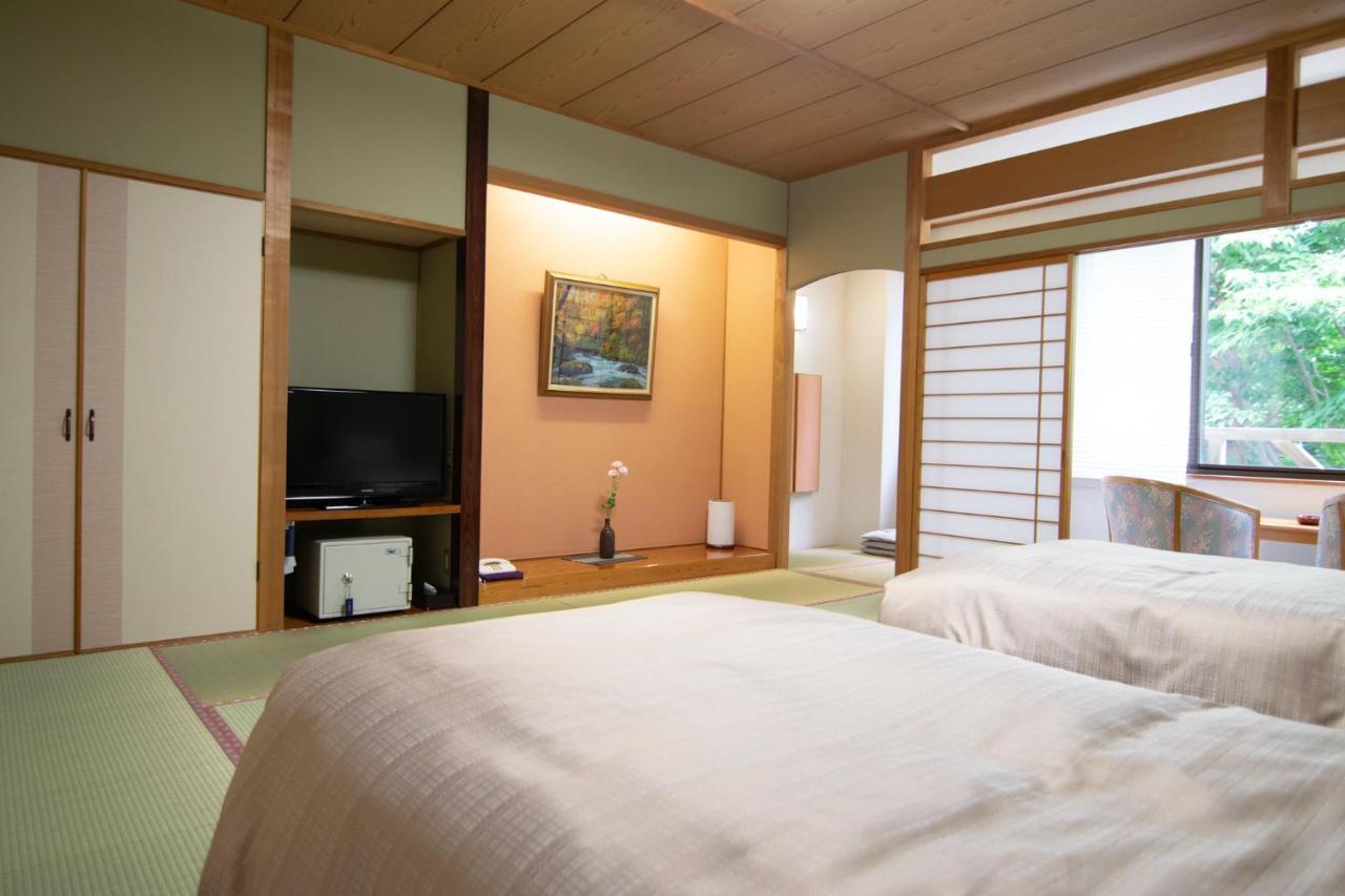Hotel Yamabuki Komagane Kültér fotó